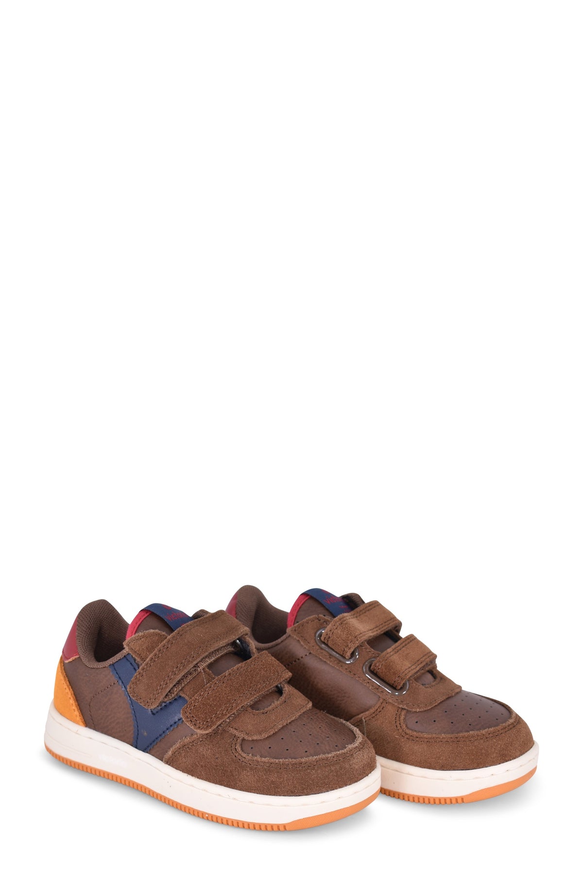 1124132MARRON VICTORIA
