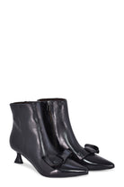 FUROREBLACK LA VITRINA