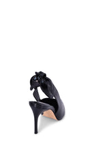 195202BLACK CARRANO