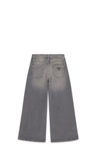 J6RA02 D5A60RYSK GUESS