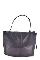 LAMPETRABLACK REBELLE