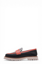 361-800-10MULTI BLACK THE GIVER