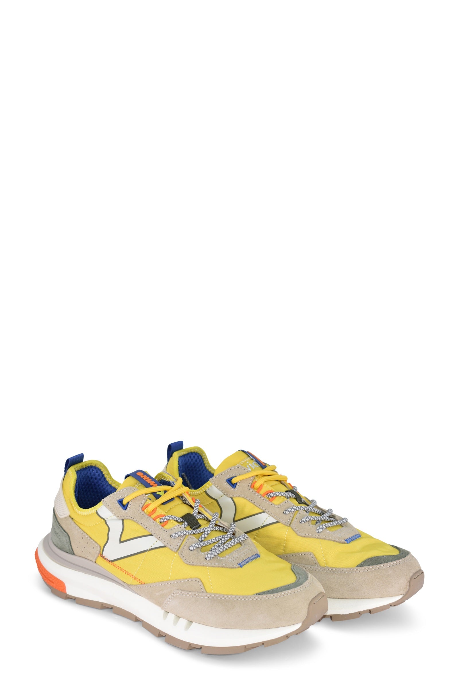 8811105AMARILLO VICTORIA