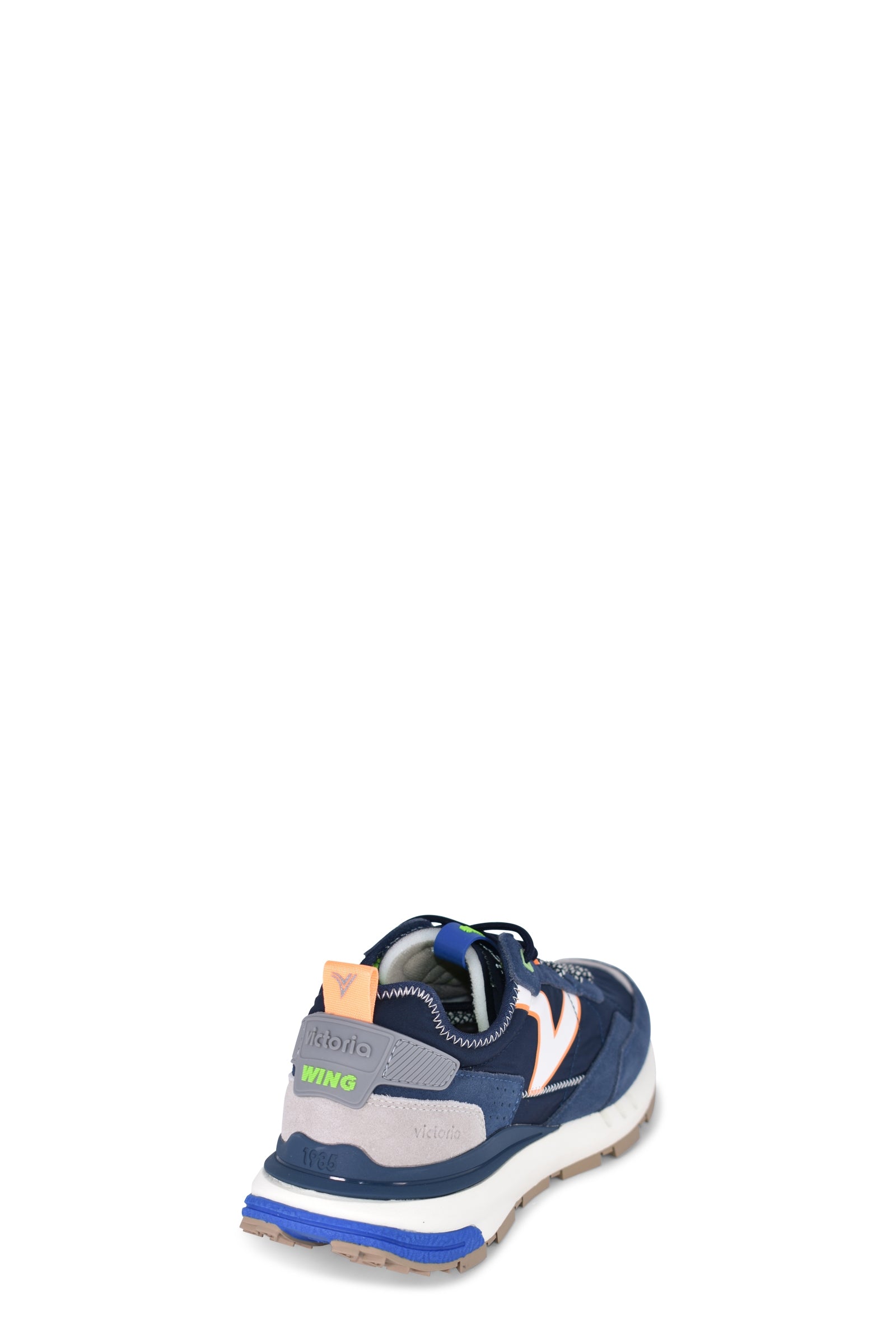 8811105MARINO VICTORIA
